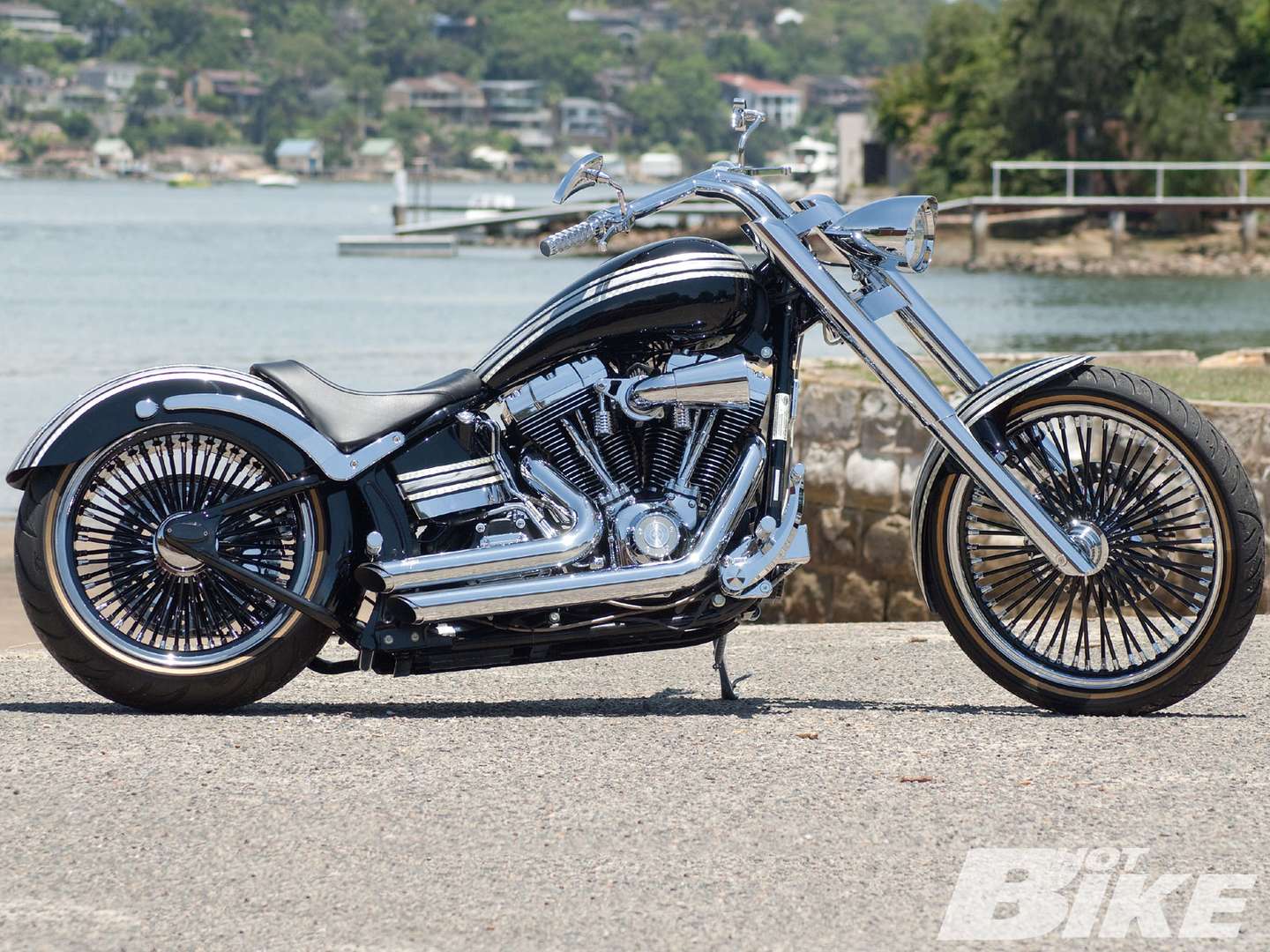 Harley-Davidson Custom #7267469