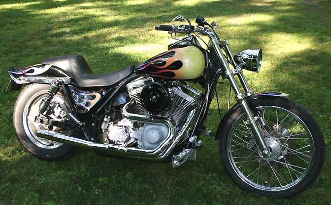 Harley-Davidson FXR #9568134