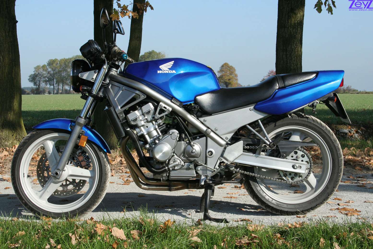 Honda CB-1 #9910619