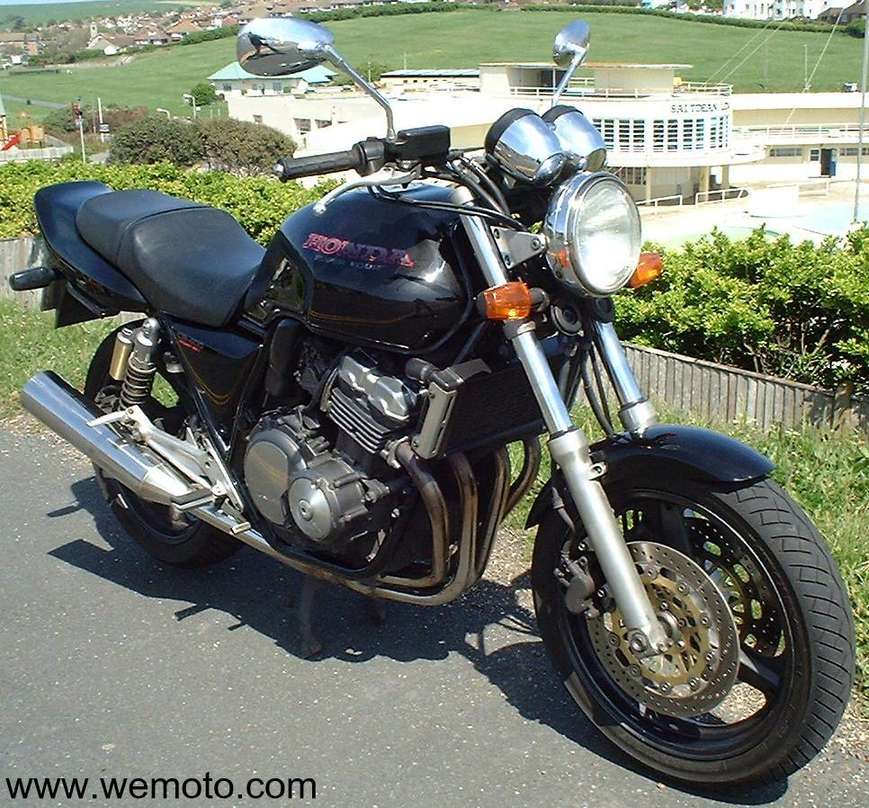 Honda CB 400 #7398031