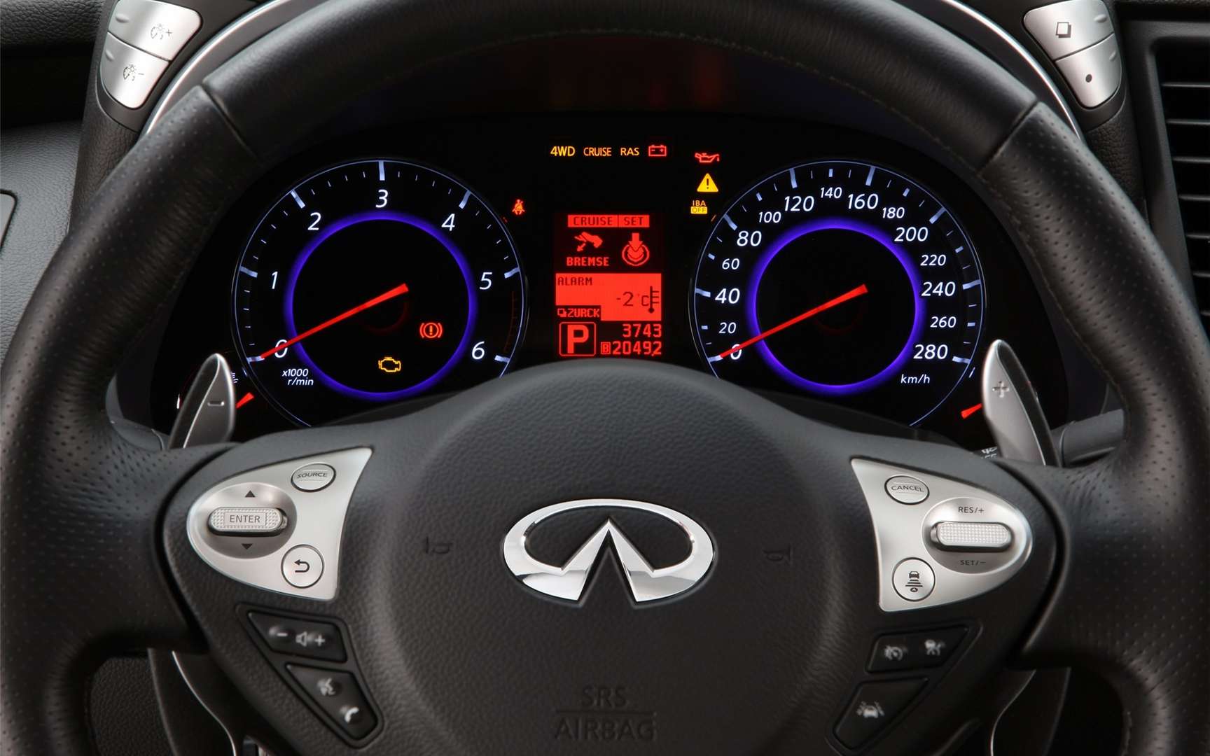 Infiniti_FX30d