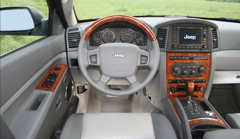 Jeep Grand Cherokee Overland #9126932