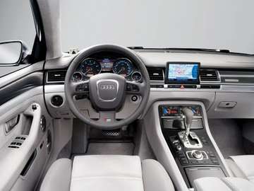 Audi_S8