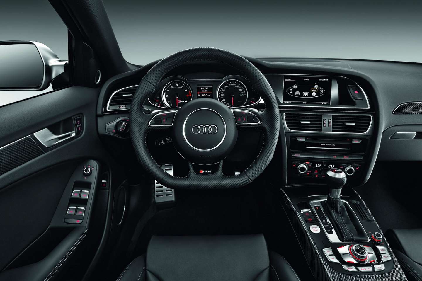 Audi RS4 Avant #7666582