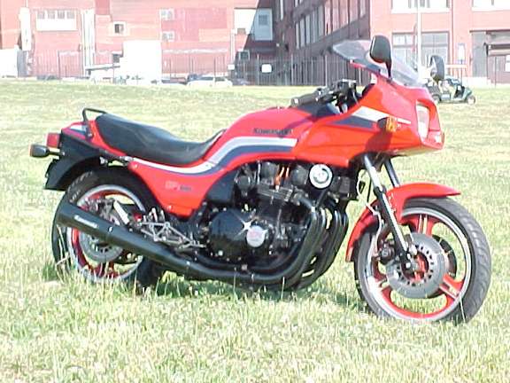 Kawasaki GPZ 1100 #7087595