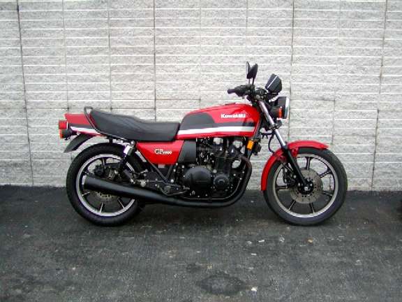 Kawasaki GPZ 1100 #8308969