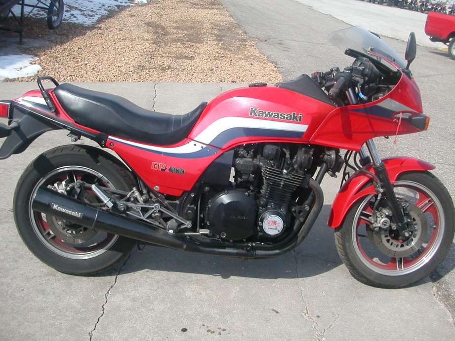 Kawasaki GPZ 1100 #9448721