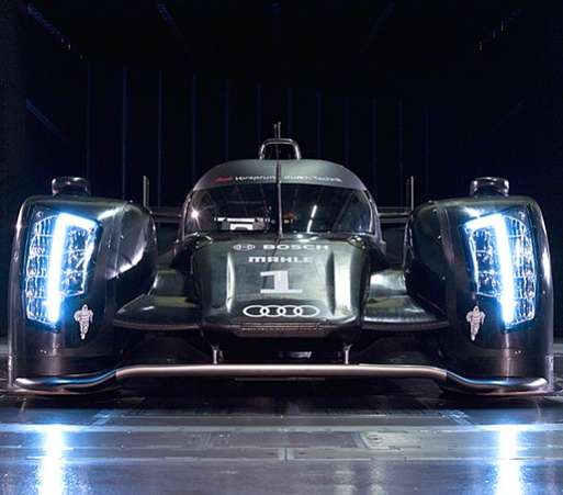 Audi_R18