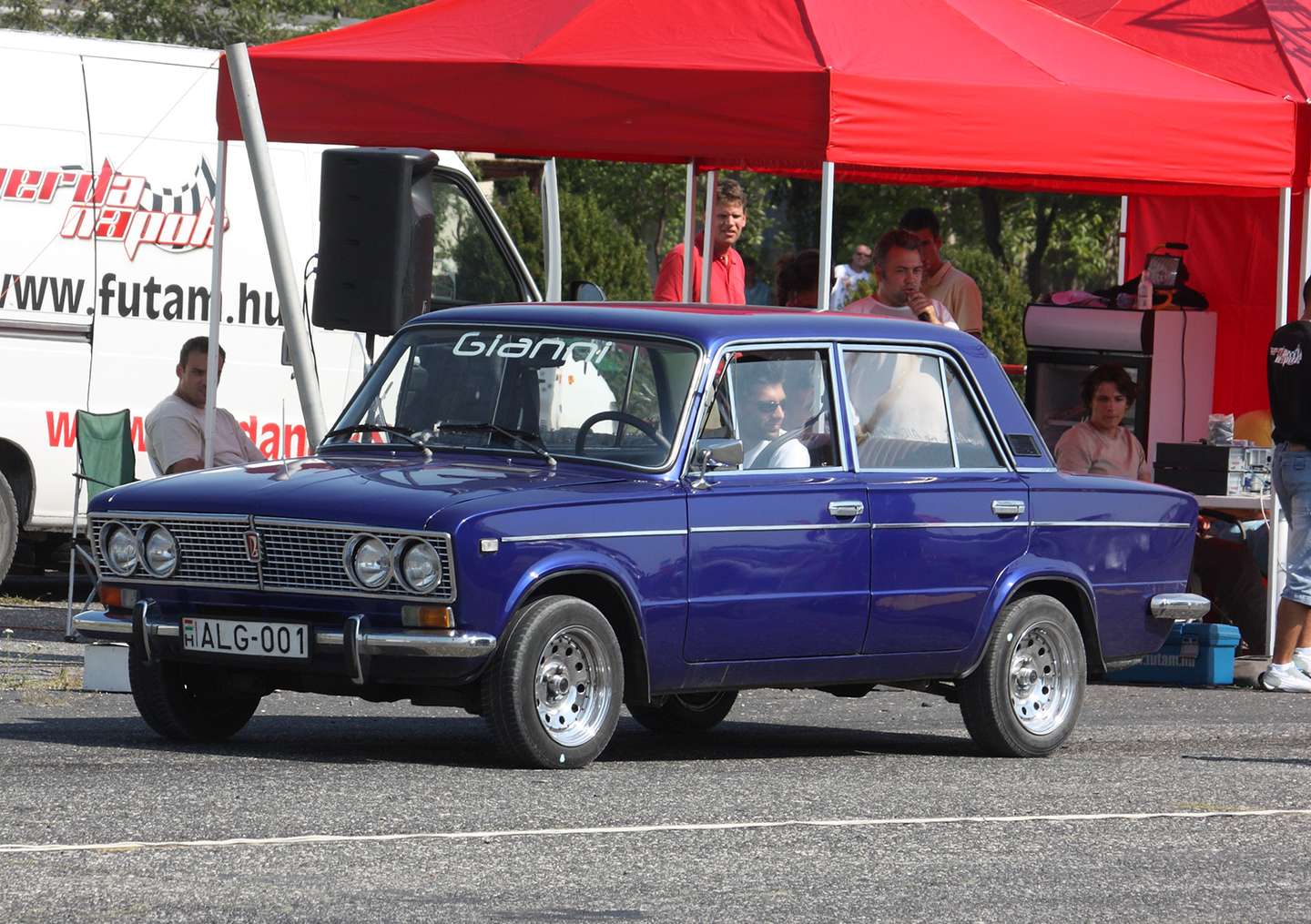 Lada_2103