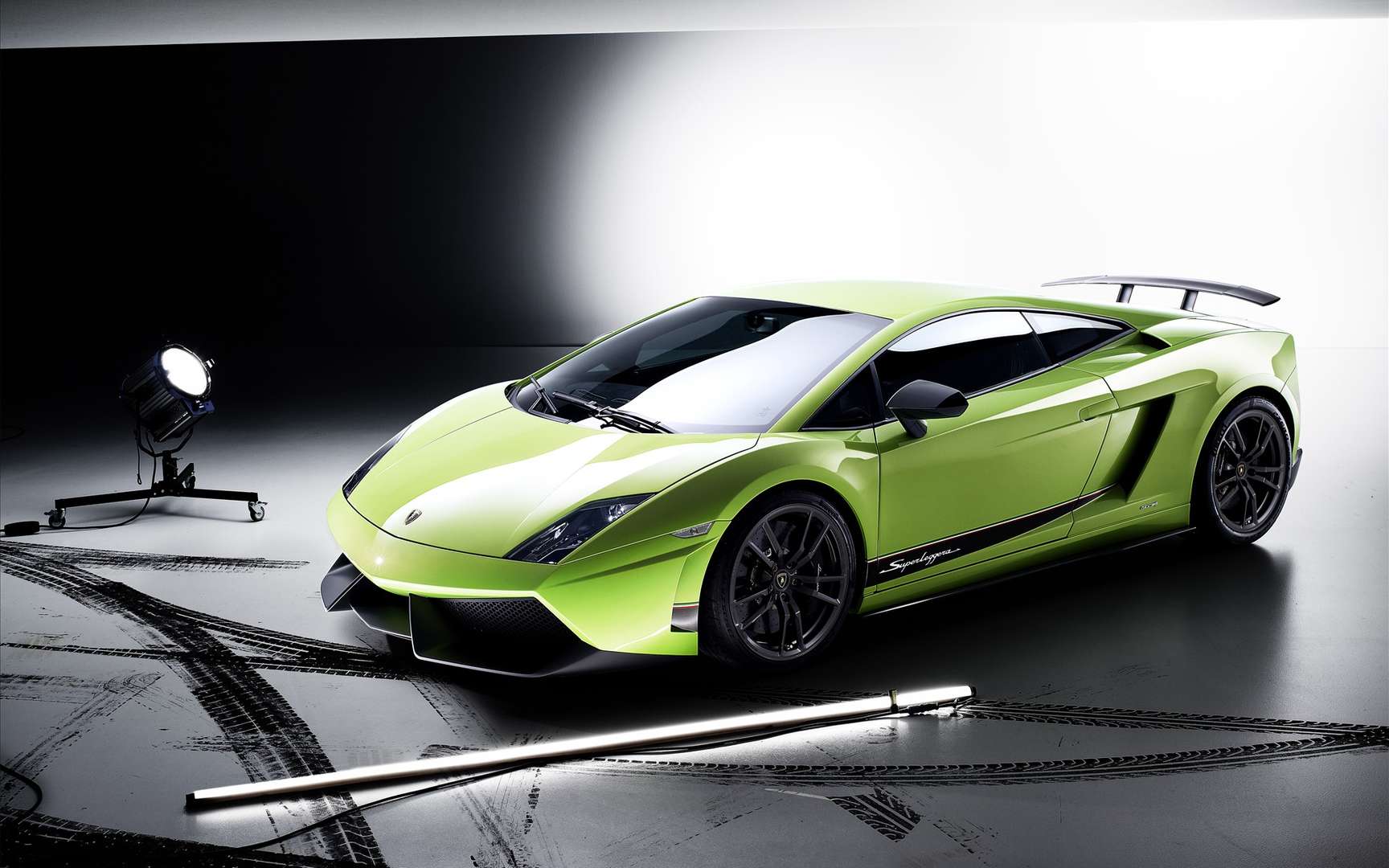 Lamborghini_Gallardo_LP570-4_Superleggera