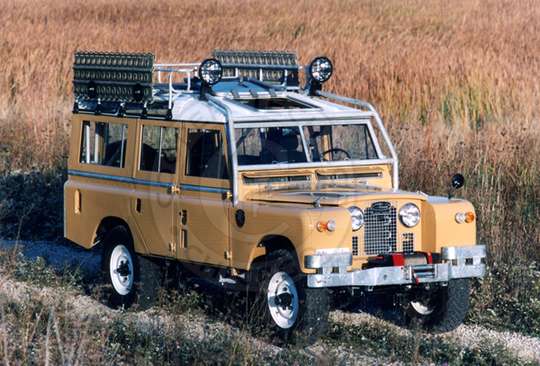 Land-Rover 109 #8162821