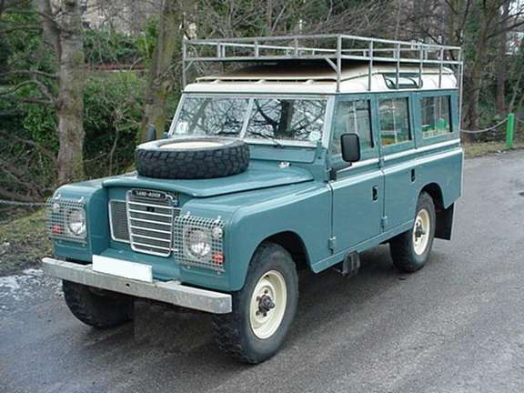 Land-Rover_109