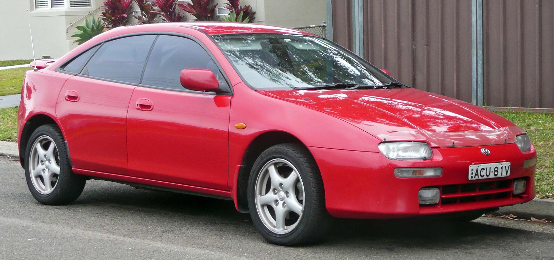 Mazda Astina #9018578
