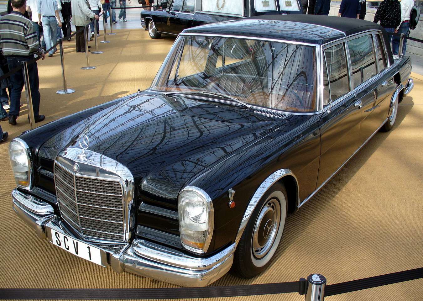 Mercedes-Benz_600