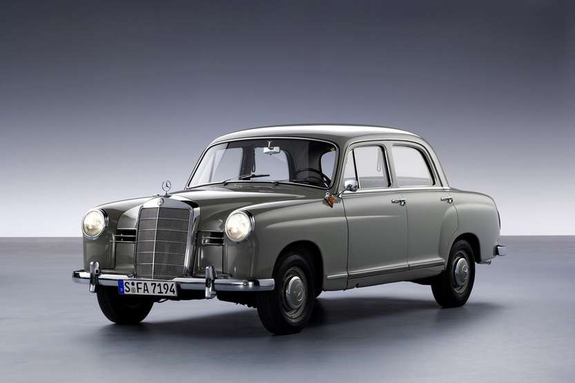 Mercedes-Benz_180