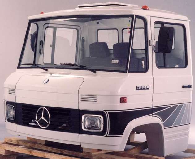 Mercedes-Benz 608 #9751630