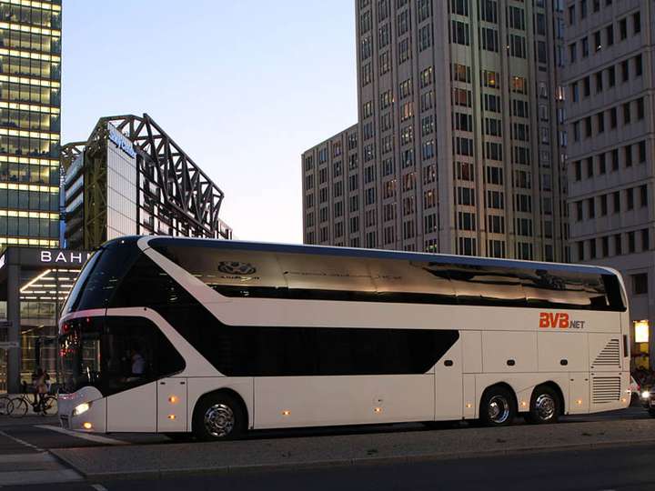 NEOPLAN_Skyliner