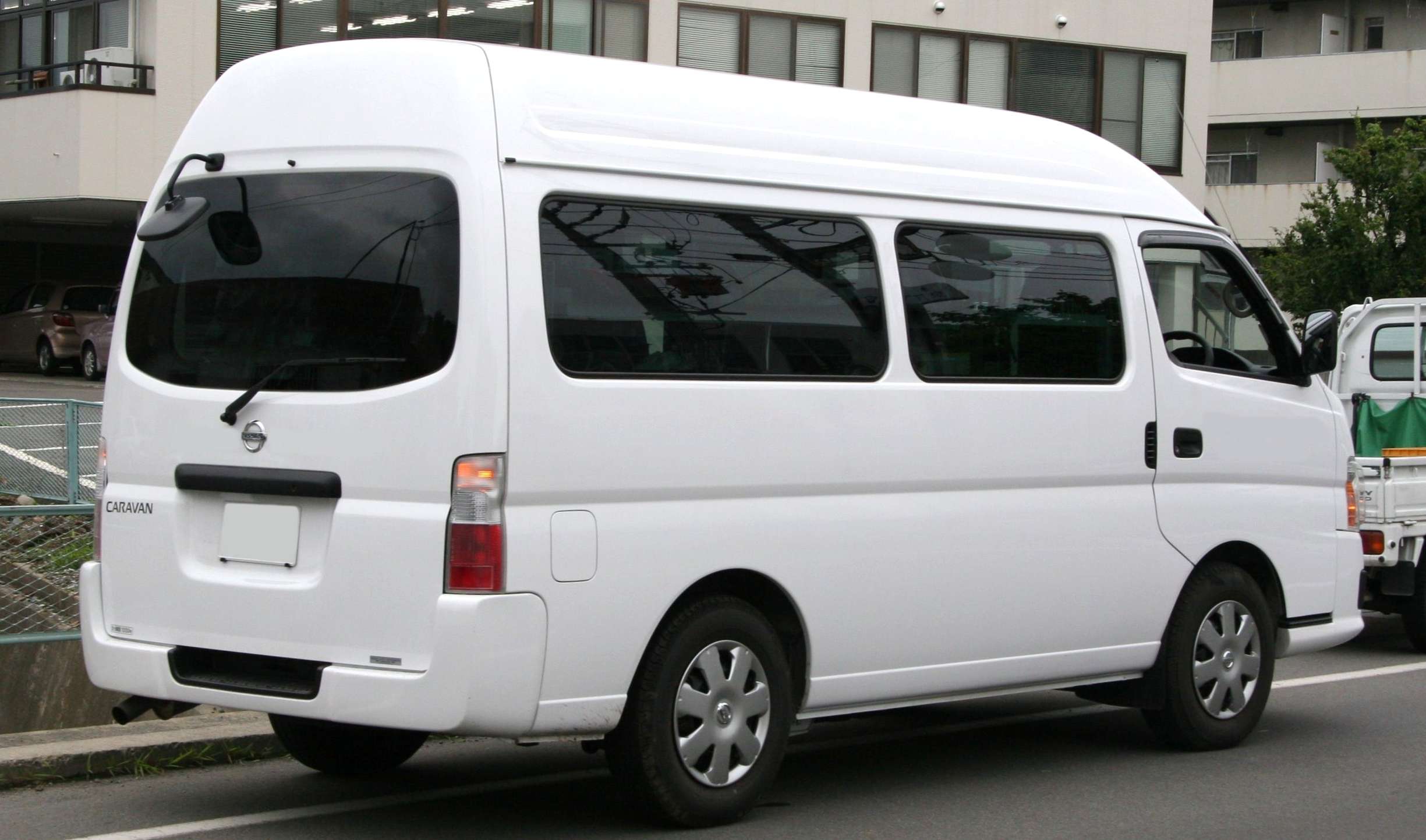 Nissan Caravan #8815254