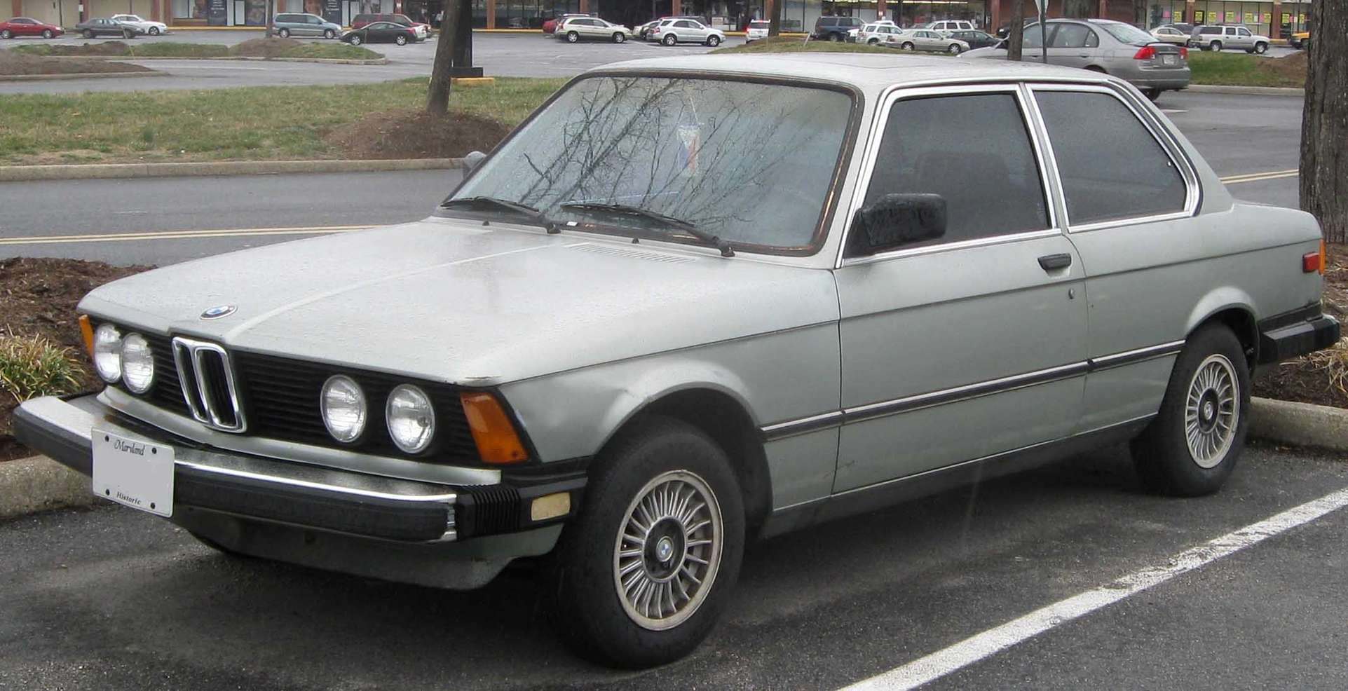 BMW_320