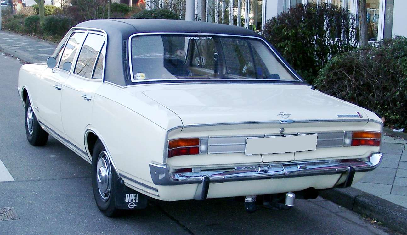 Opel Commodore #9283298