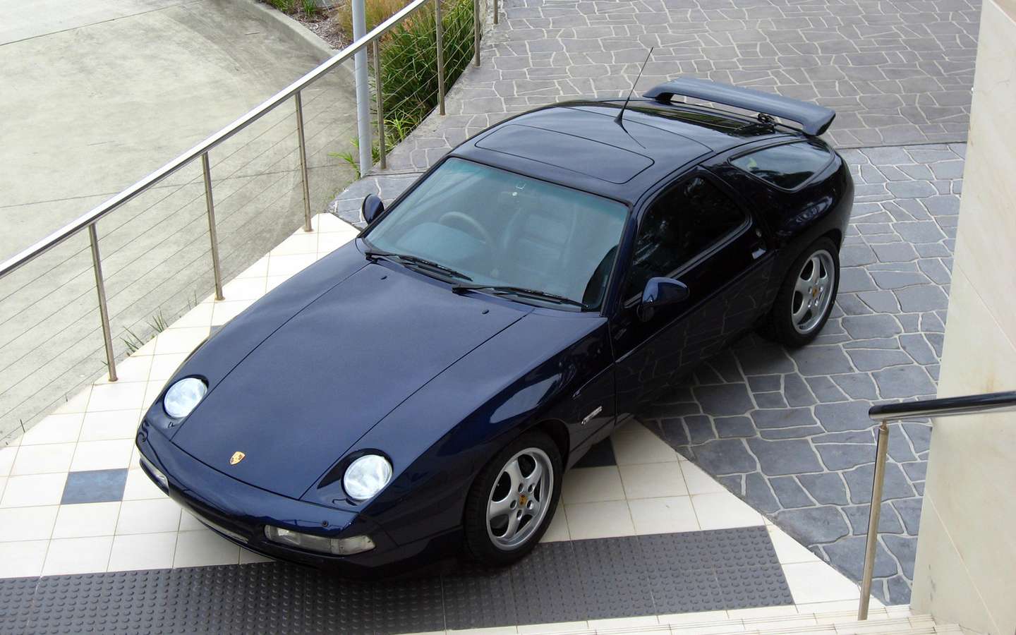 Porsche_928_GTS