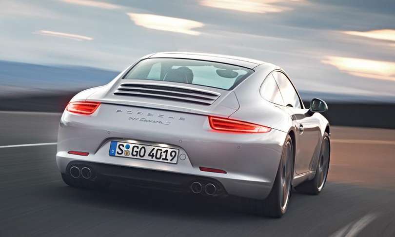Porsche_911_Carrera_S
