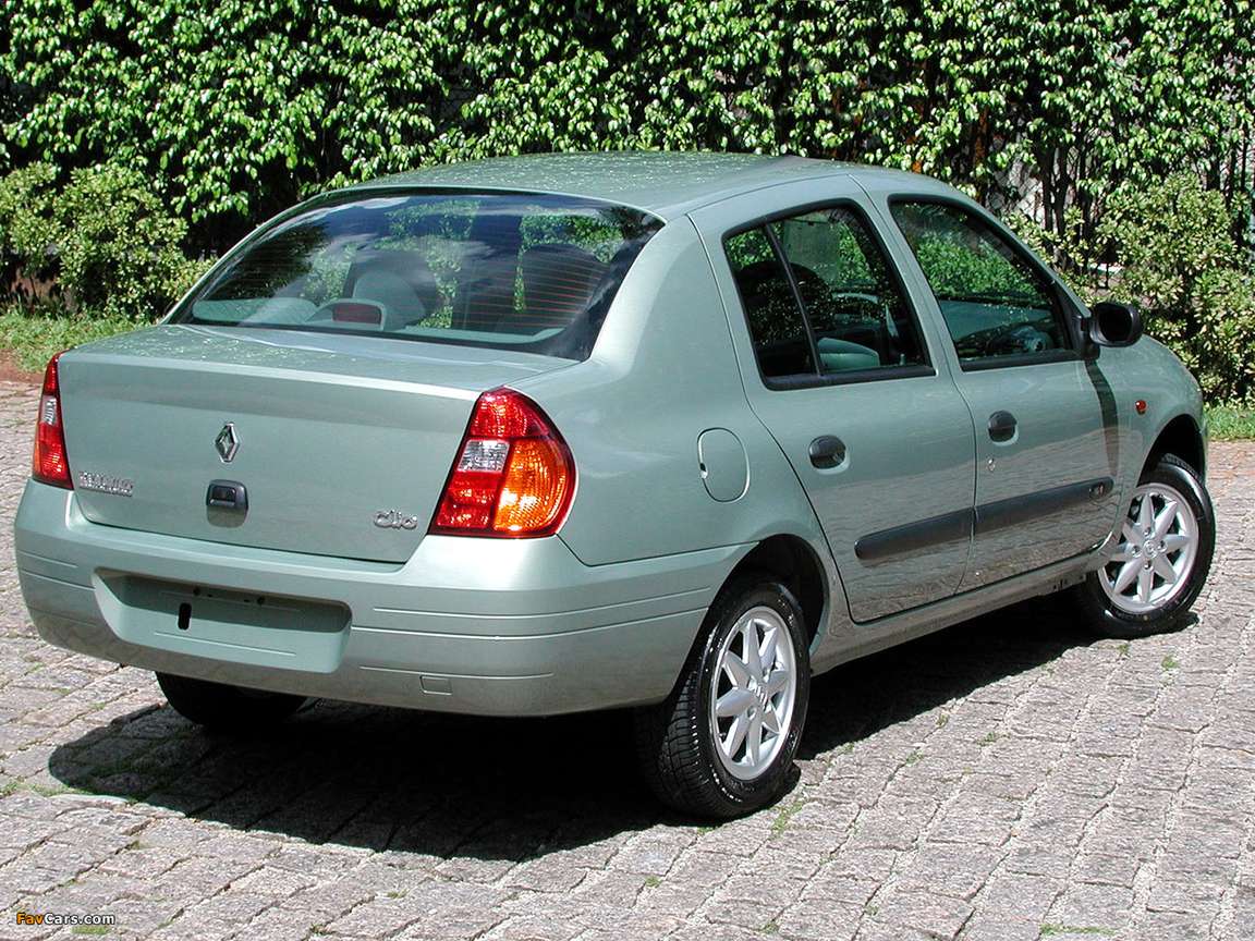 Renault Clio Sedan #9008818