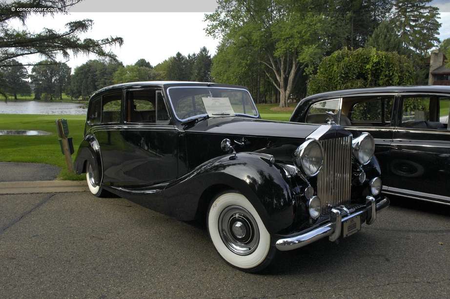 Rolls-Royce Silver Wraith #8240014