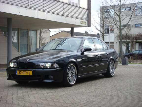 BMW_540i