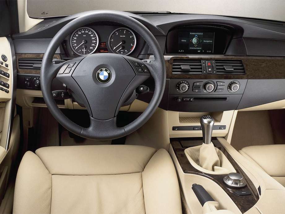 BMW_530