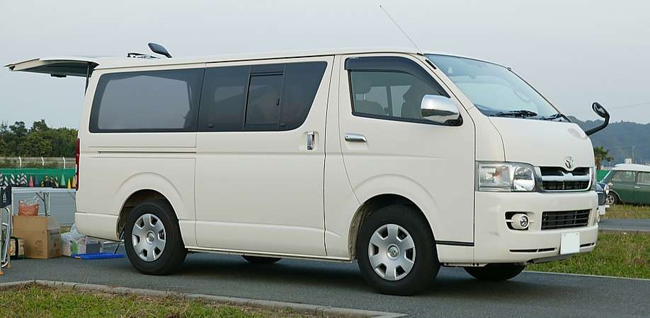 Toyota Hiace Van #8496693