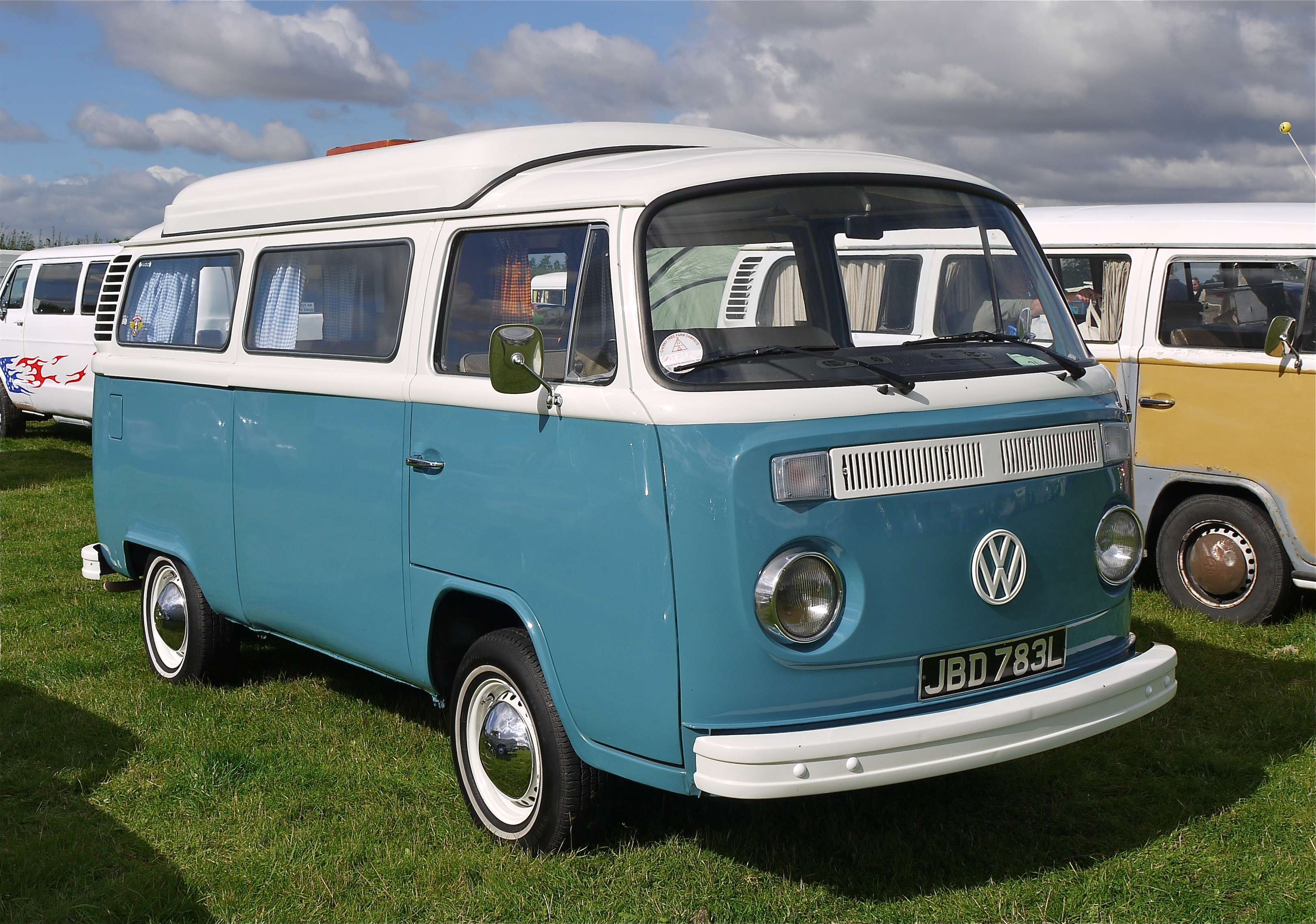 Volkswagen Camper van #9520736