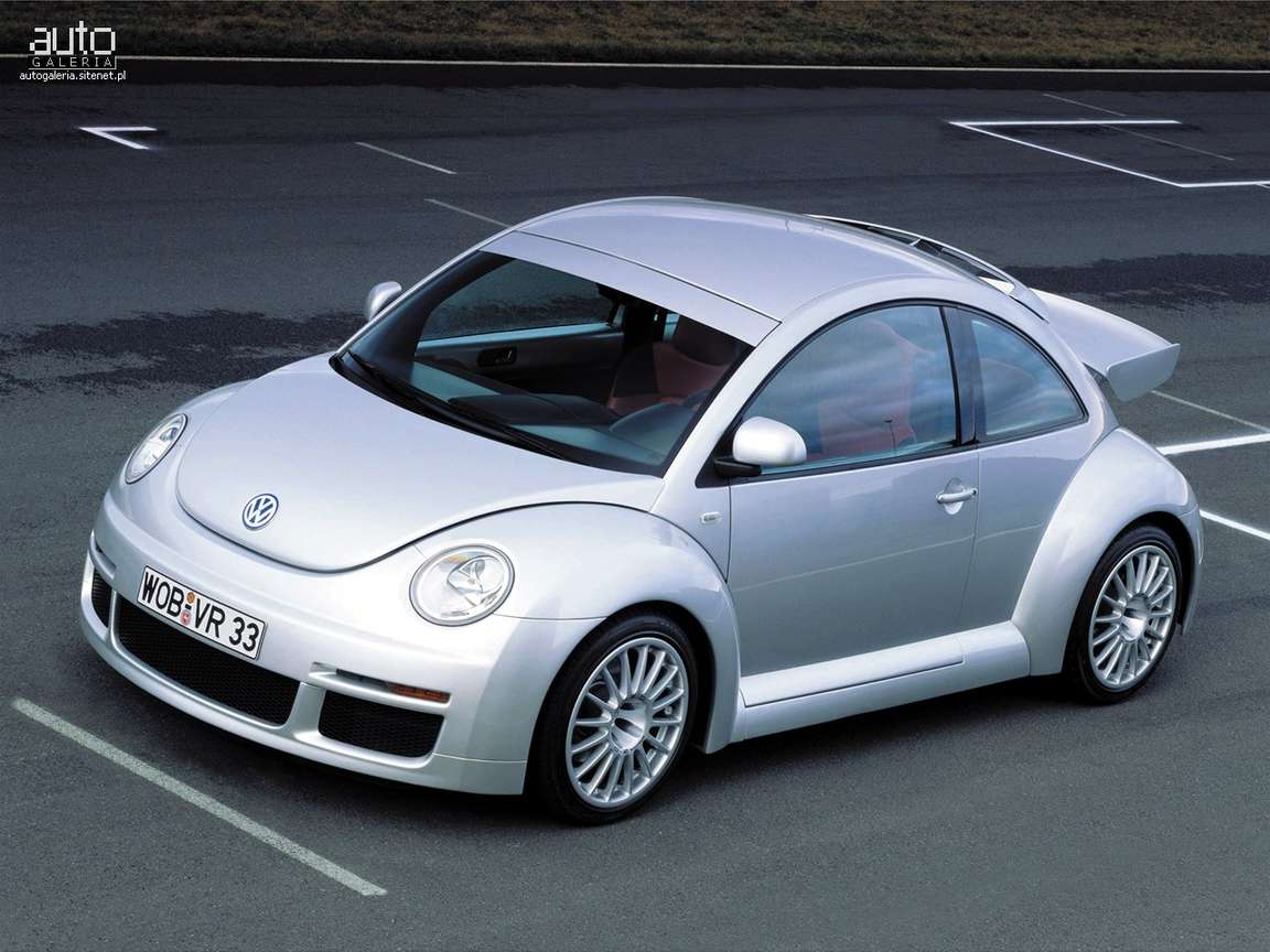 Volkswagen New Beetle #7858876