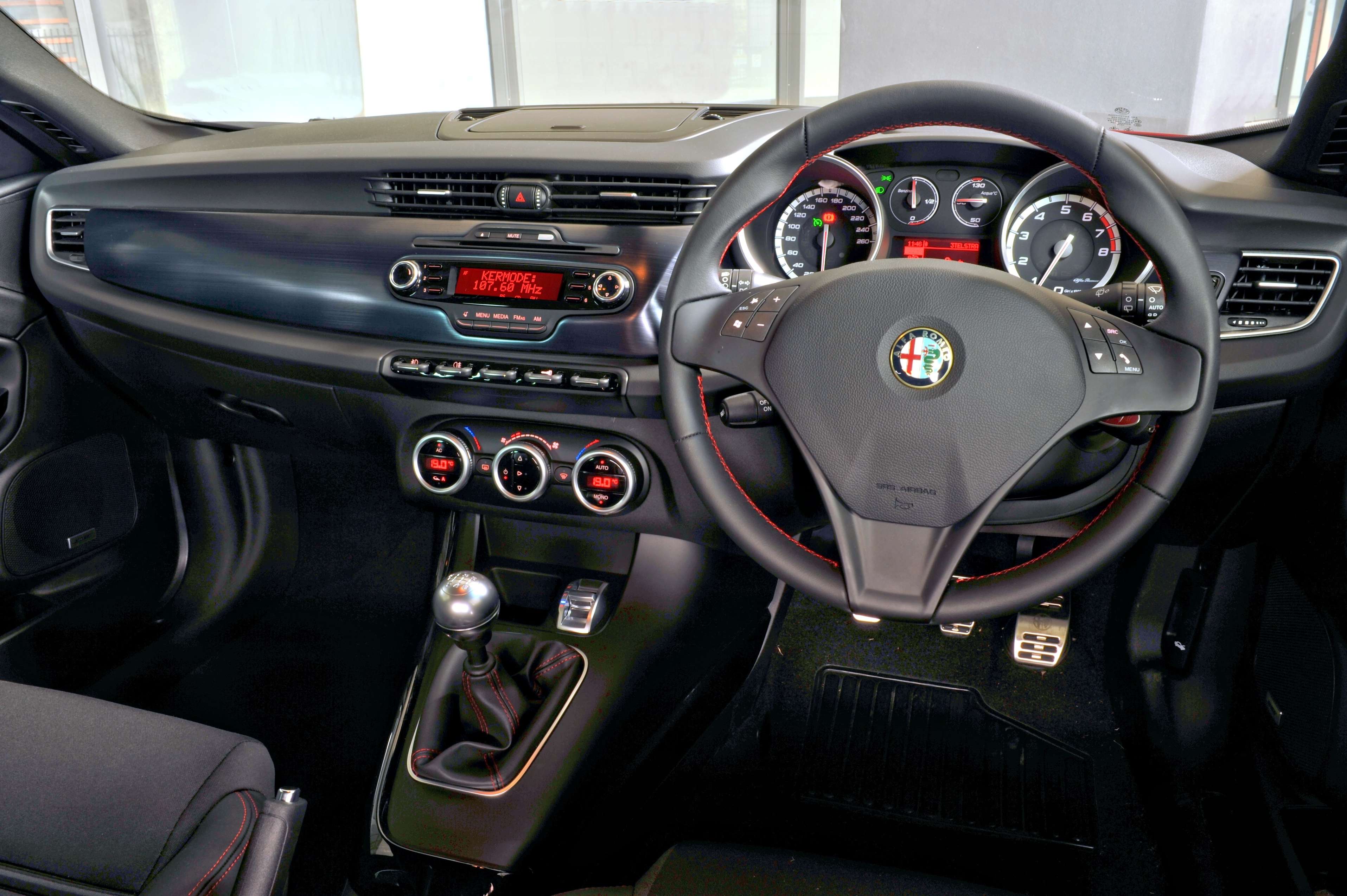 Alfa Romeo Giulietta #7433343