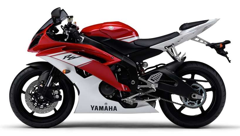 Yamaha R6 #9799703