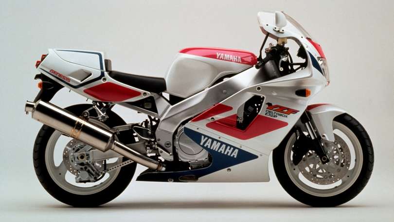 Yamaha YZF 750 #7173999