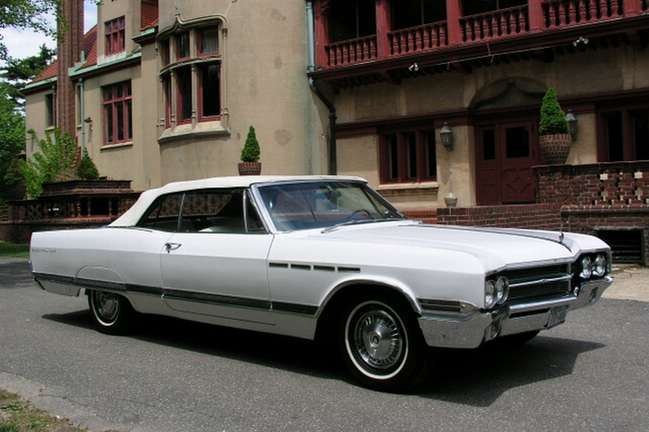 Buick Electra #9288108