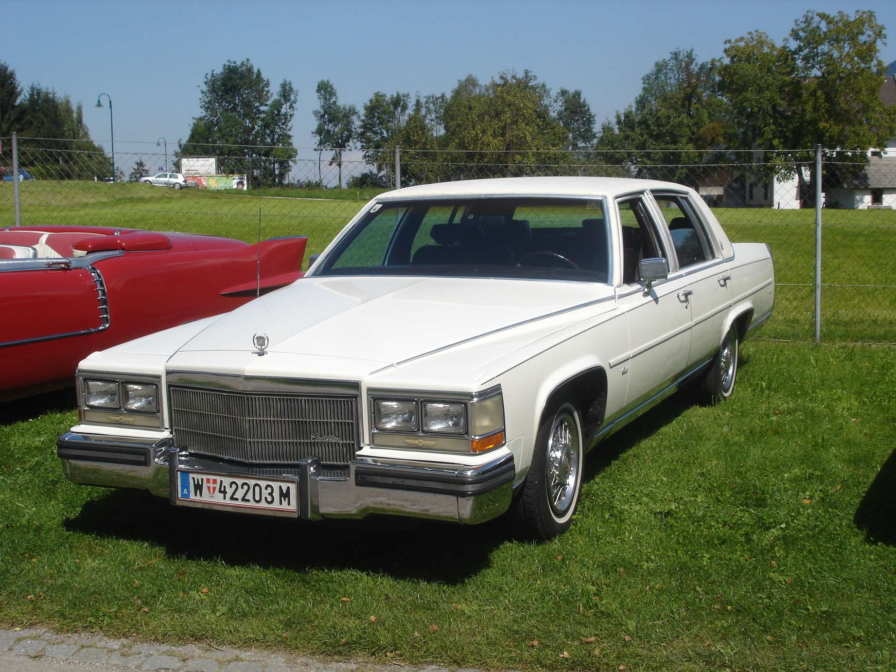 Cadillac Brougham #9815423