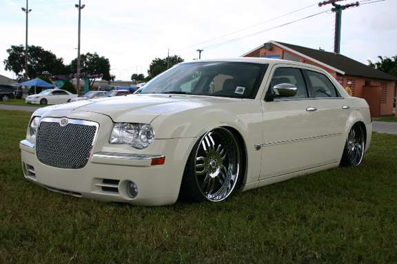 Chrysler_300