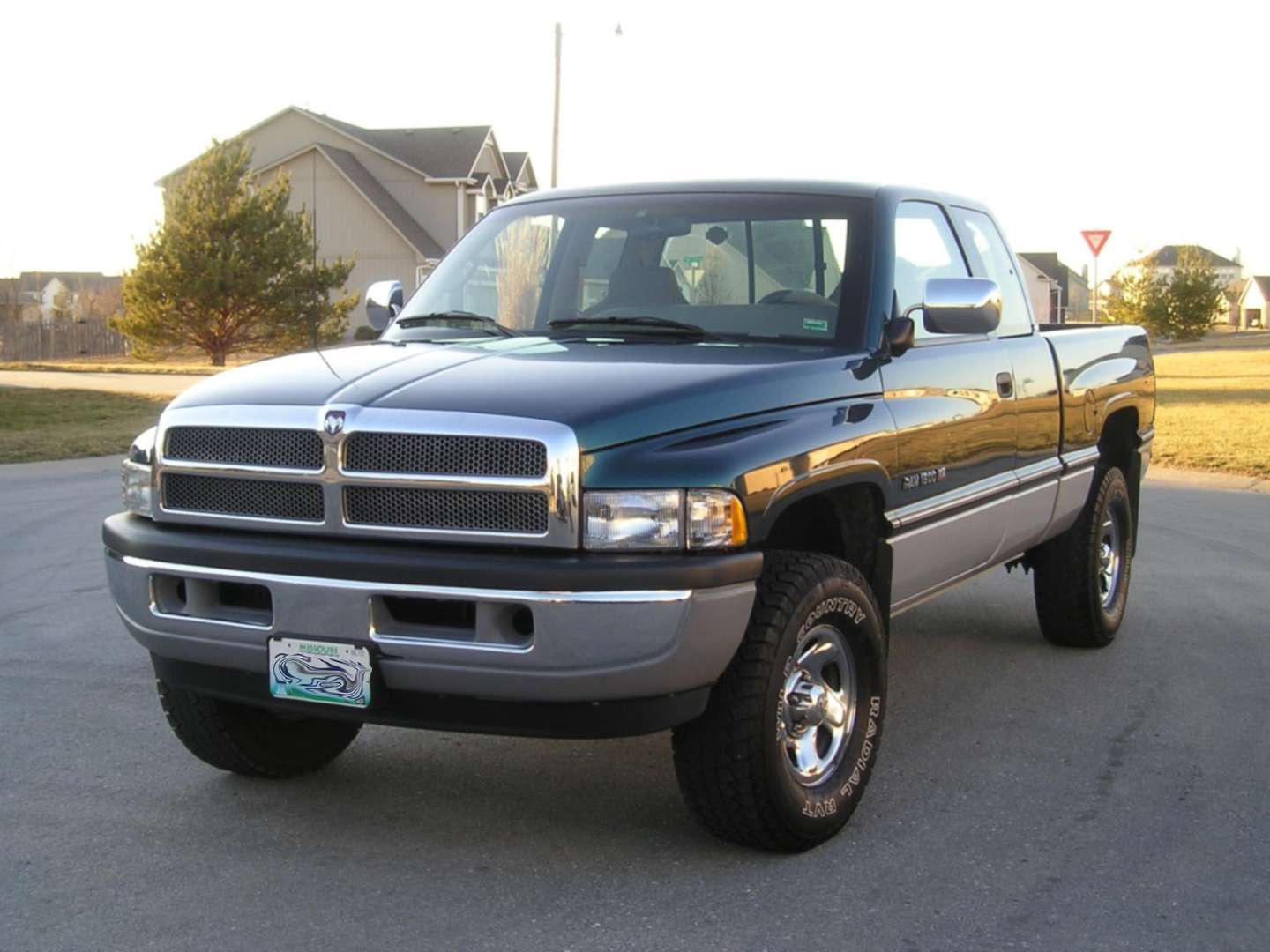 Dodge Pickup #8921379