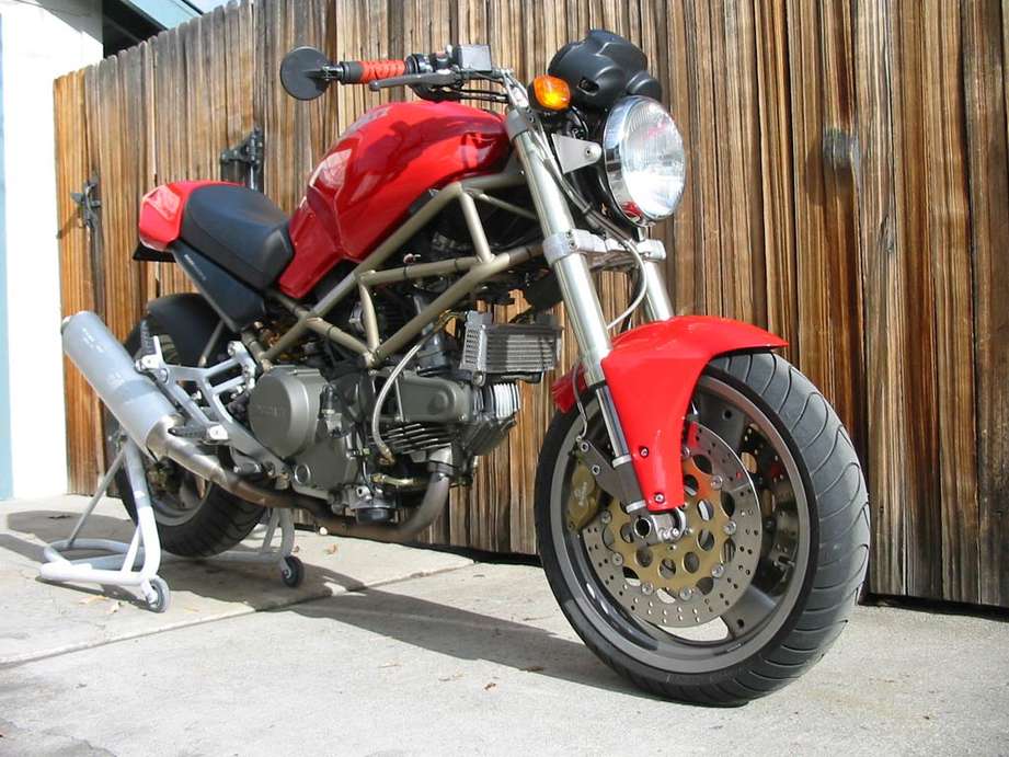 Ducati Monster 750 #8852531