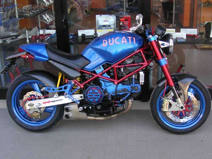 Ducati Monster 900 #8601719