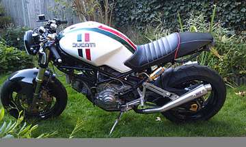 Ducati Monster 900 #7611585