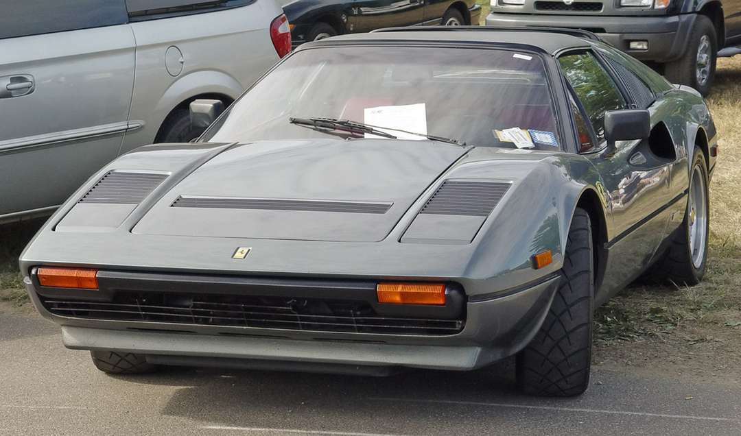 Ferrari 308 GTS #7238577