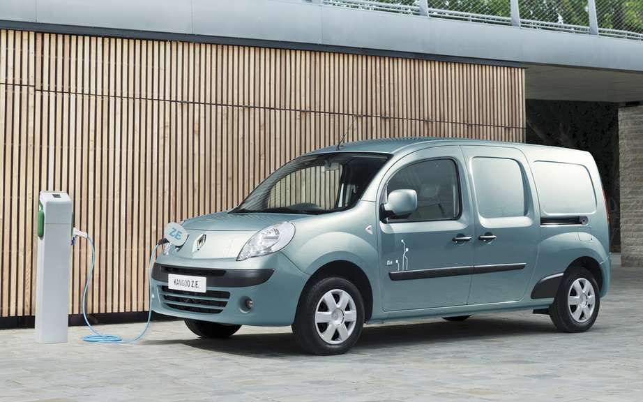 Renault Kangoo Z.E. is elected "International Van Of The Year 2012" picture #2