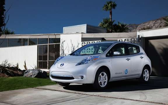 2012 Nissan LEAF: The reservation process is snaps picture #1
