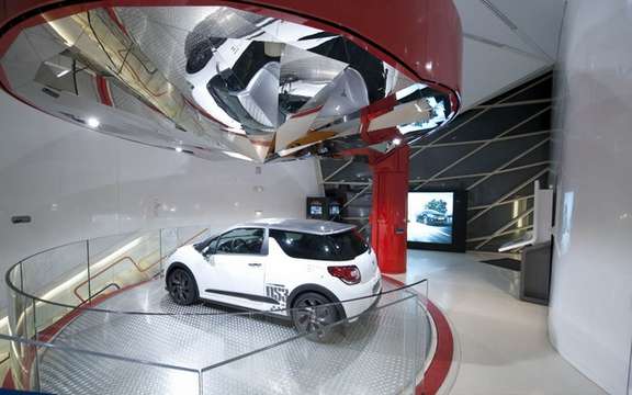 Citroen exhibited "a world of Creative Technology" picture #6