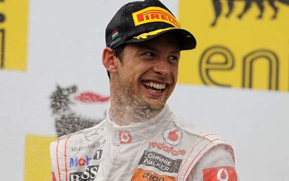 Button wins in Budapest; Menard Indy! picture #4