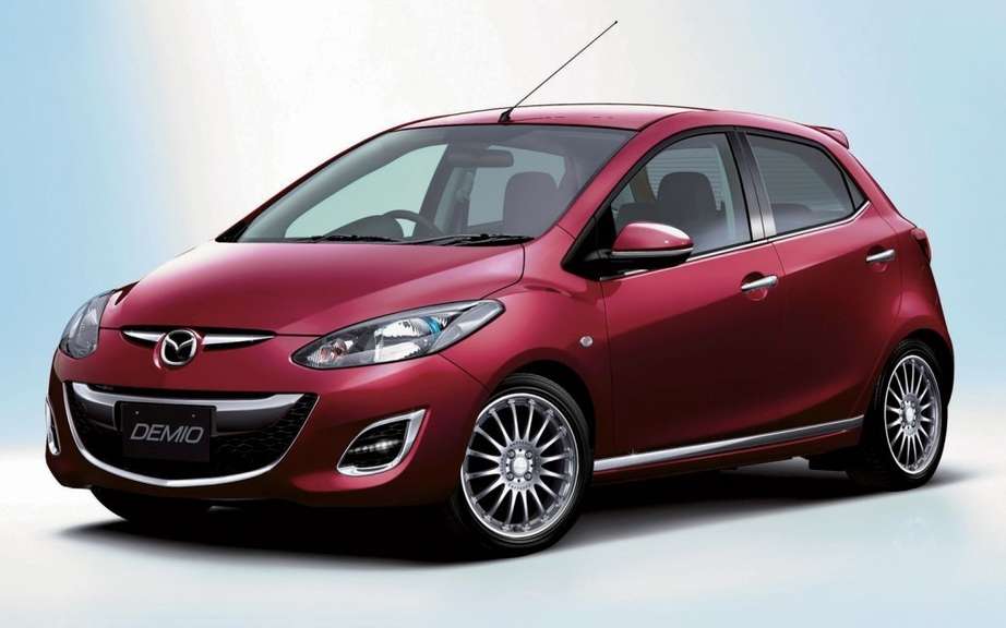Mazda Demio SKYACTIV 2012: the first in Japan picture #1