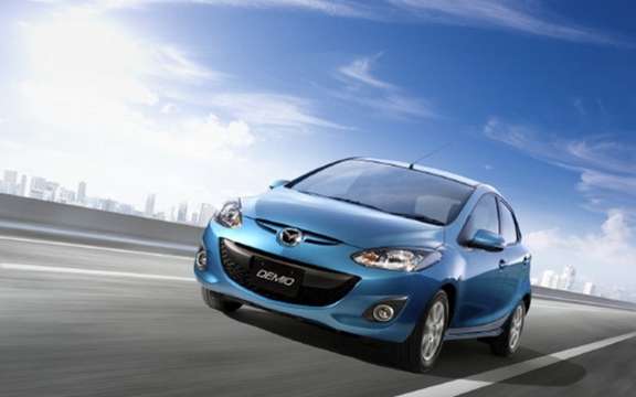Mazda Demio SKYACTIV 2012: the first in Japan picture #2
